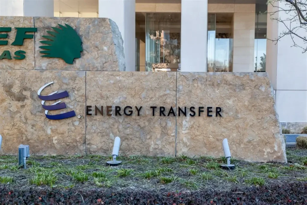 Best stocks to buy in 2026 "Energy Transfer (ET)"